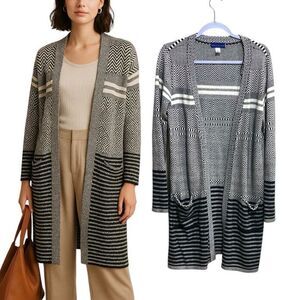 Simply Styled by Sears Black & White Geometric Open‎ Cardigan Sweater M